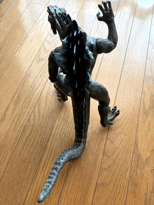 Godzilla 1998 "Living Godzilla" — Bandai Japan Electronic Figure, 30 cm, Tested & Roaring (Trendmasters)