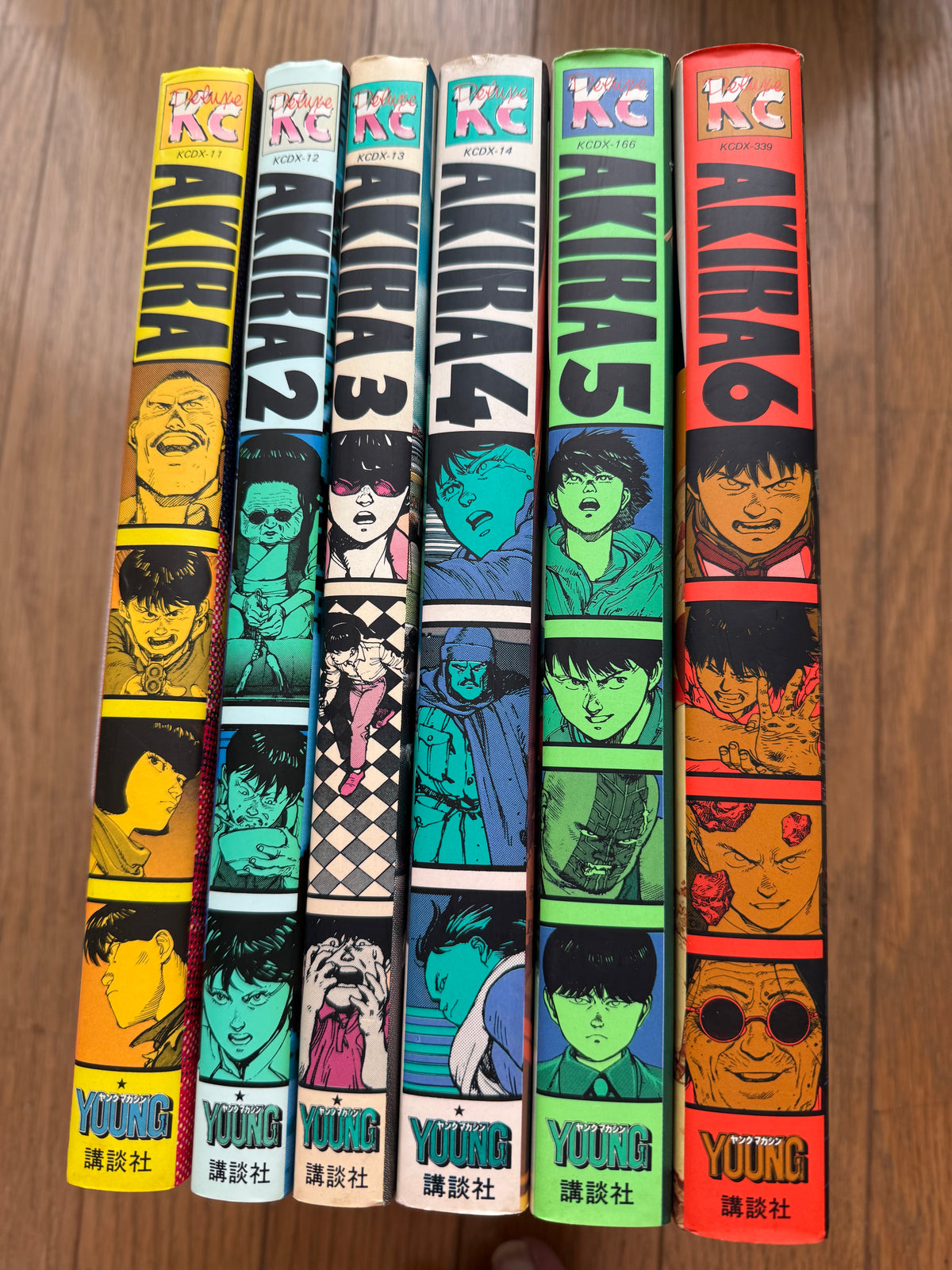 Akira — Complete 6-Volume Set (鉄雄→金田)｜Otomo Katsuhiro, Original Japanese KC Deluxe Tankōbon (Kodansha, KCDX-11–339)